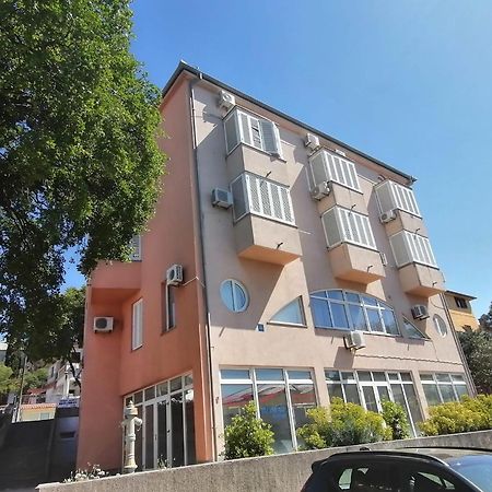 Apartment Lana Novi Vinodolski Εξωτερικό φωτογραφία